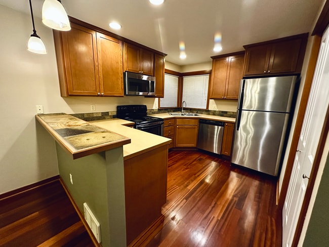 Photo - 9025 18th Ave SW