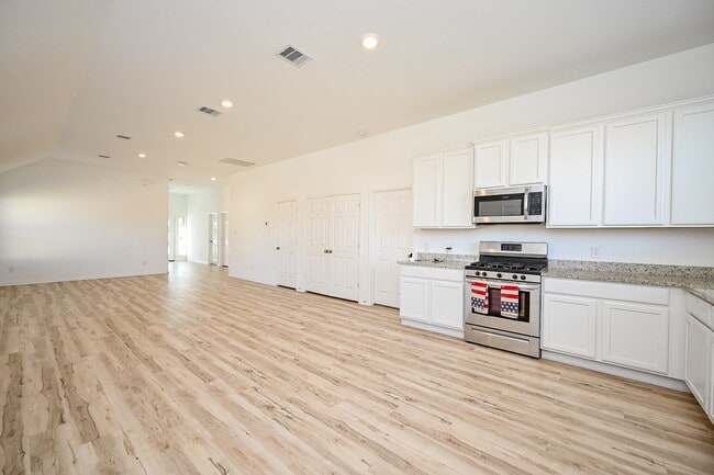 Photo - 12503 Highgrove Springs Dr