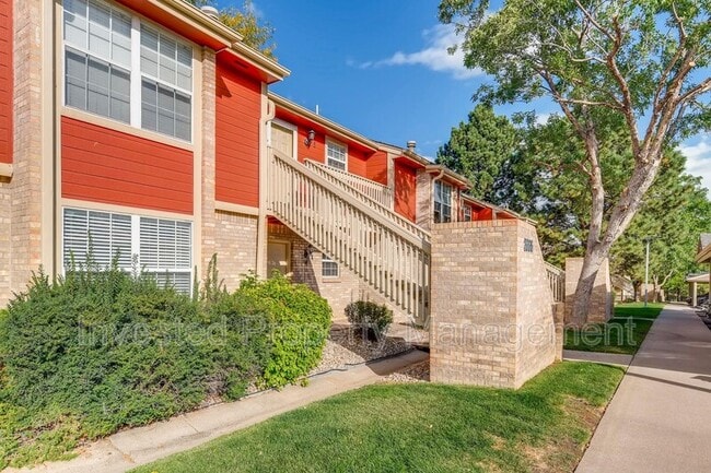 Building Photo - 2666 E Otero Pl Unit 4