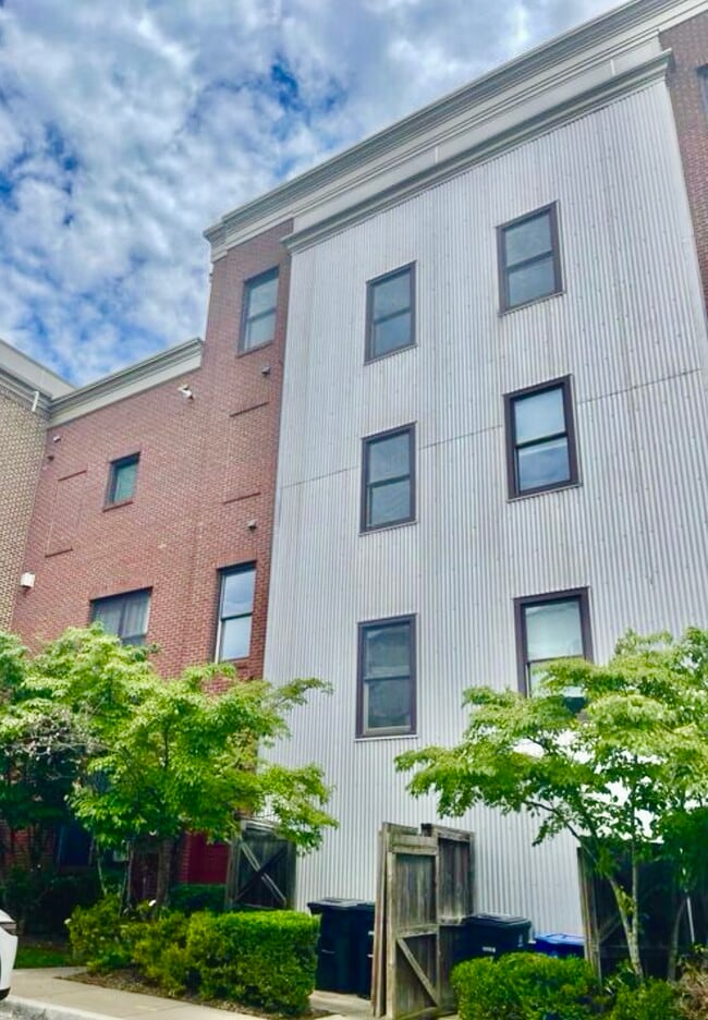 Photo - 5610 Baltimore Ave