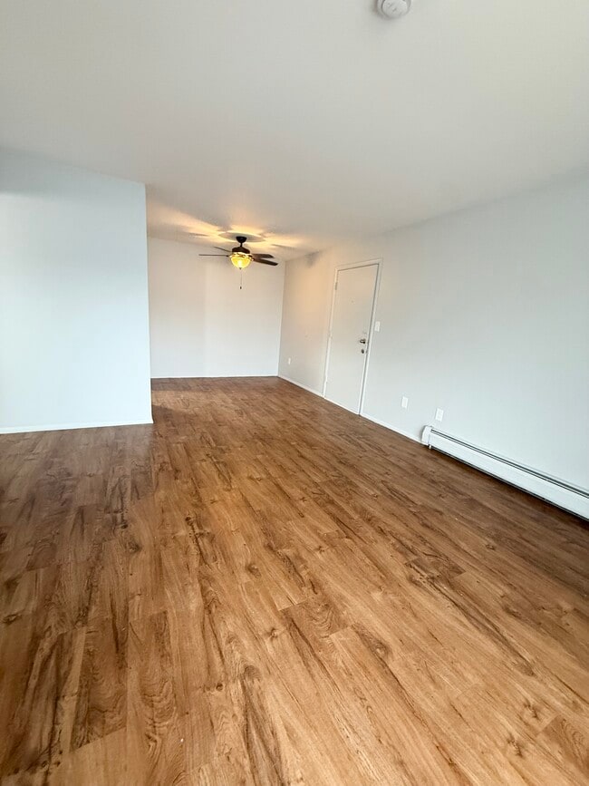 Photo - 2969 Four Towers Dr Unidad 9