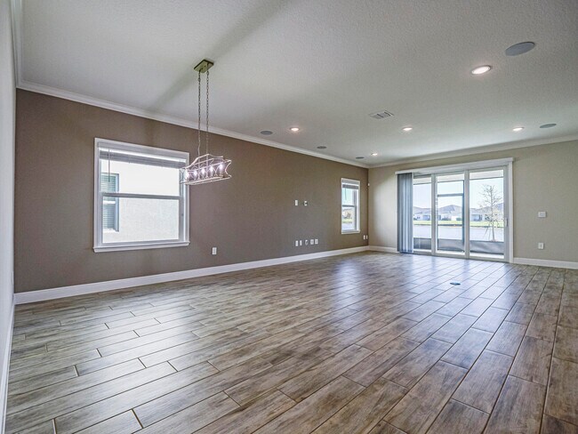 Photo - 9405 Serapis Wy