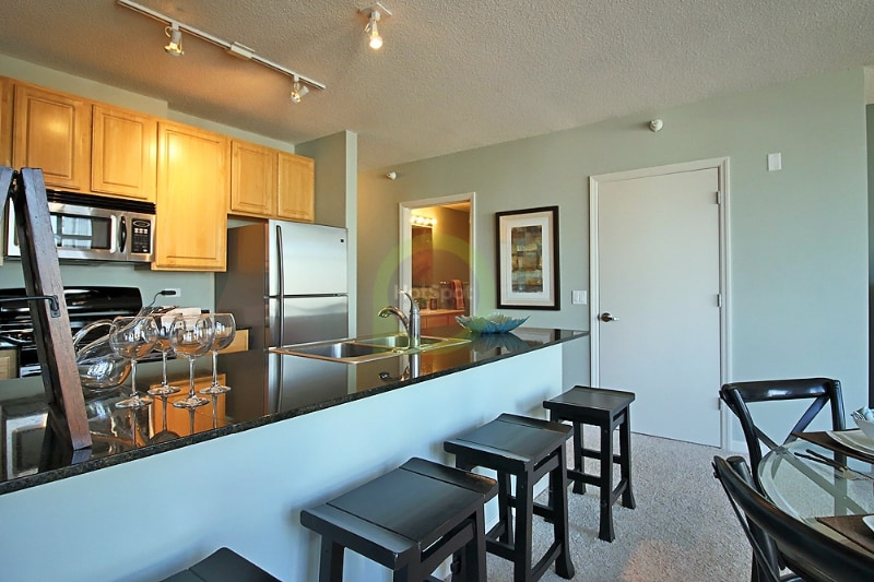 Photo - 349 N Desplaines St
