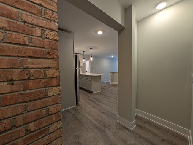 Photo - 1254 N La Salle Dr Unit f5