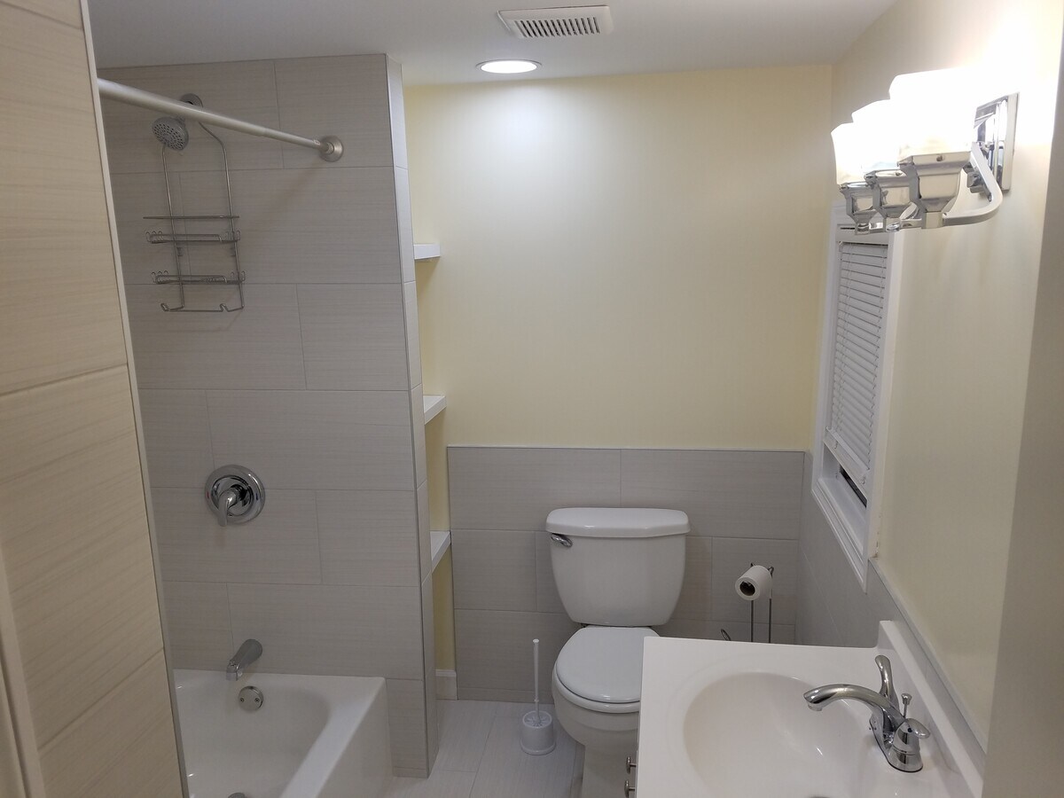 Photo - 28 Bowe Ave Unidad 28 Bowe