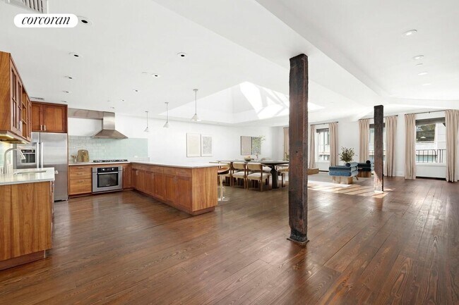 Photo - 14 Wooster St