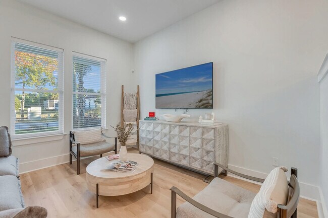 Photo - 223 E Lakeshore Dr Unit SI ID1511640P