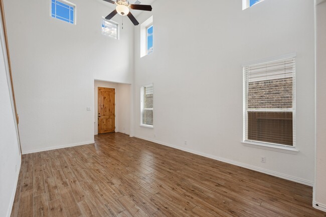 Photo - 2013 Flametree Ave