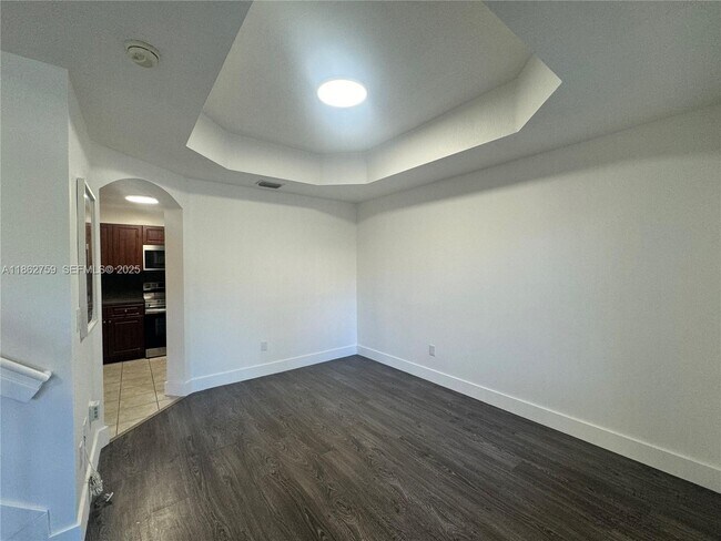 Photo - 5004 S Harbor Isles Dr