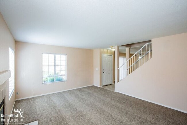 Photo - Stunning 3Bdm 2.5Ba Townhome in Henderson!