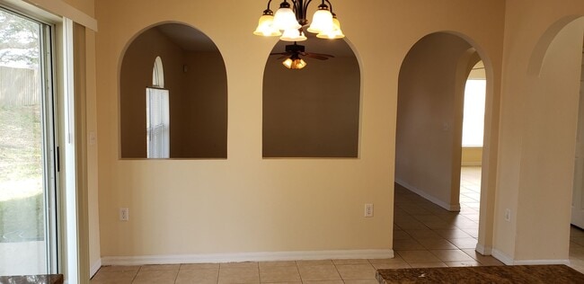 Photo - ~4/2.5~Curtis Ave~Groveland Lake Dot Landing~Big Corner Lots with lots a room!