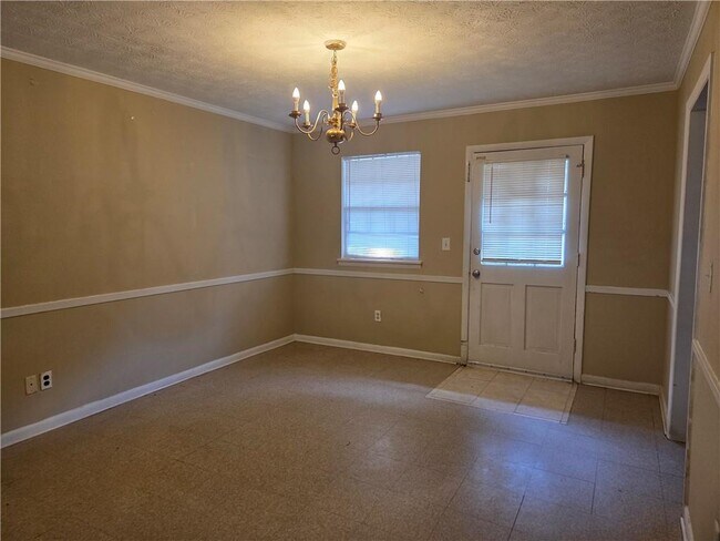 Photo - 897 6 Oaks Cir