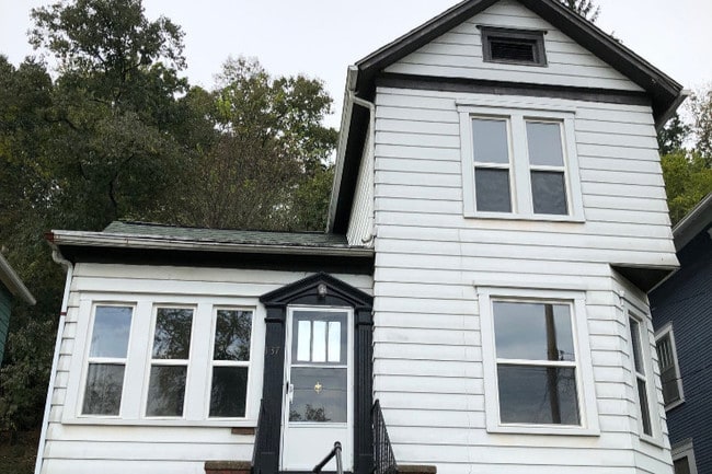 Building Photo - 137 Grosvenor St