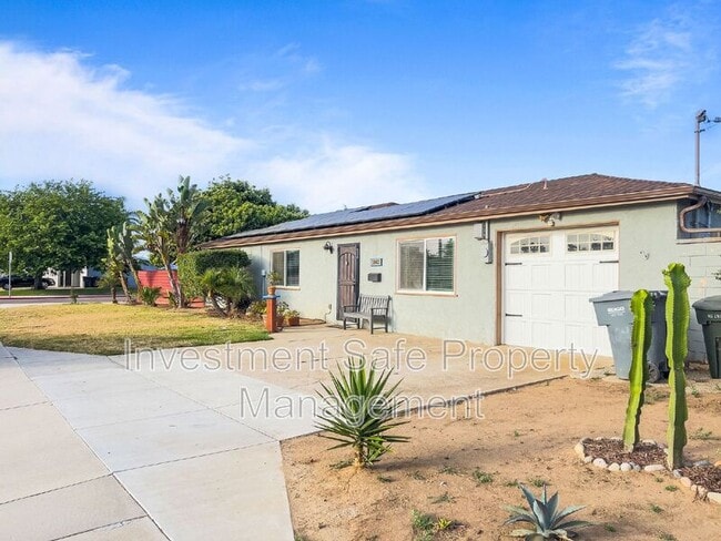Building Photo - 1043 3rd St Rental