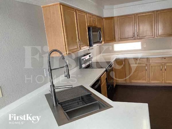 Photo - 4725 Pasadena Way