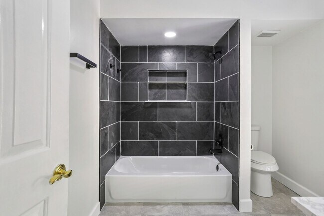 Photo - 1536 Oak Grove Rd
