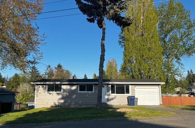 Photo - 32902 26th Pl SW Unit 2- Lower level