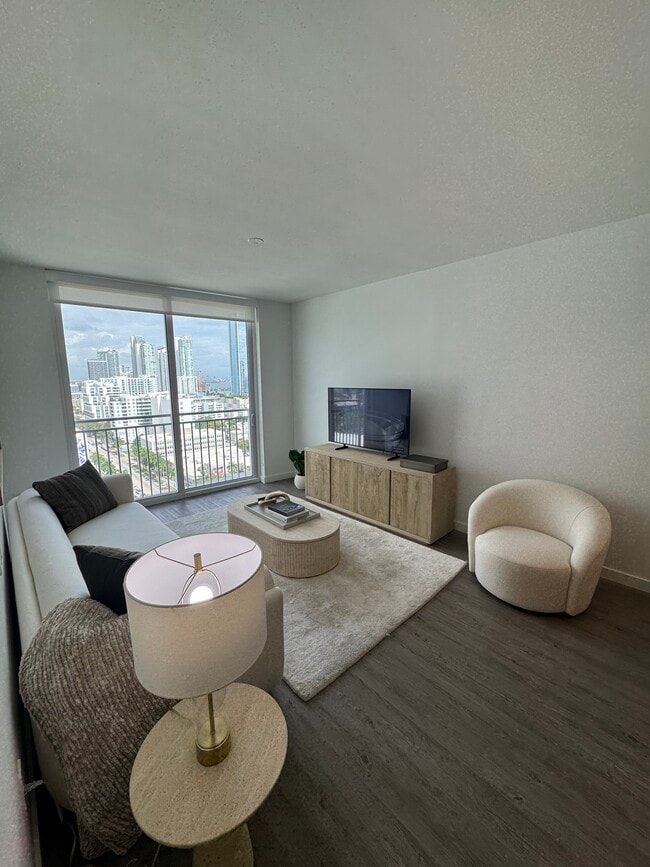 Photo - 405 NE 28th St Unit B