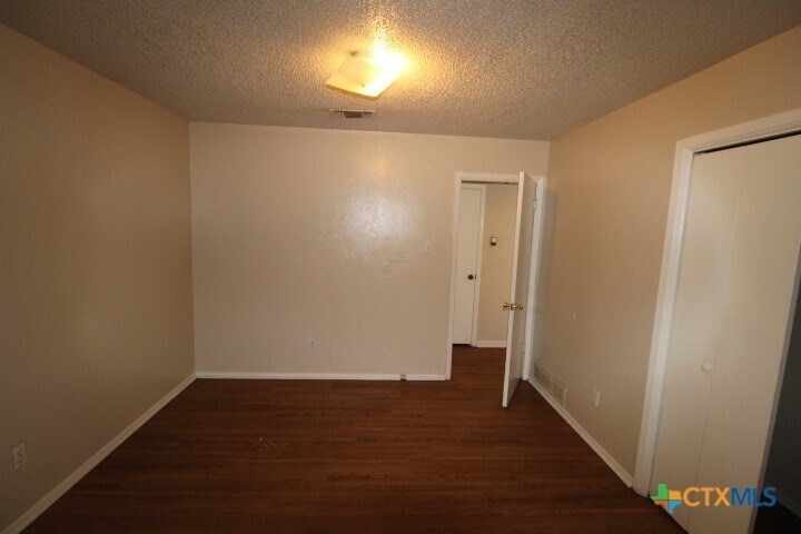Photo - 603 Westview Cir