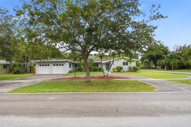 Photo - 15845 SW 87th Ave