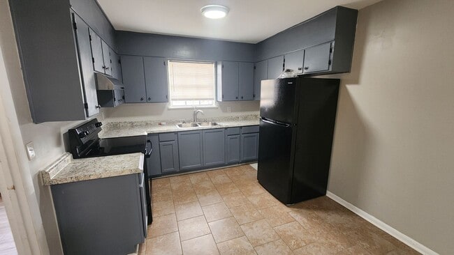 Photo - 3 BR/ 1.5 BA Single Family Home