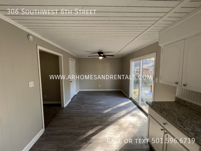 Photo - 306 SW 6th St