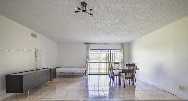 Photo - 281 W Park Dr Apartment Unit 1-8