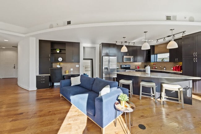 Photo - 101 Bowen St Unit ID1297761P