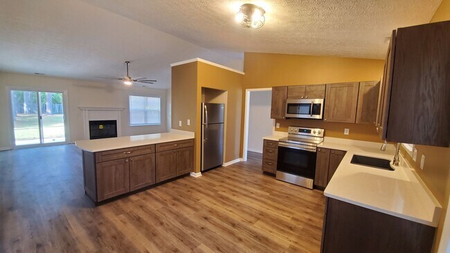 Photo - Newly Renovated 3 bedroom, 2 bath unit wit...