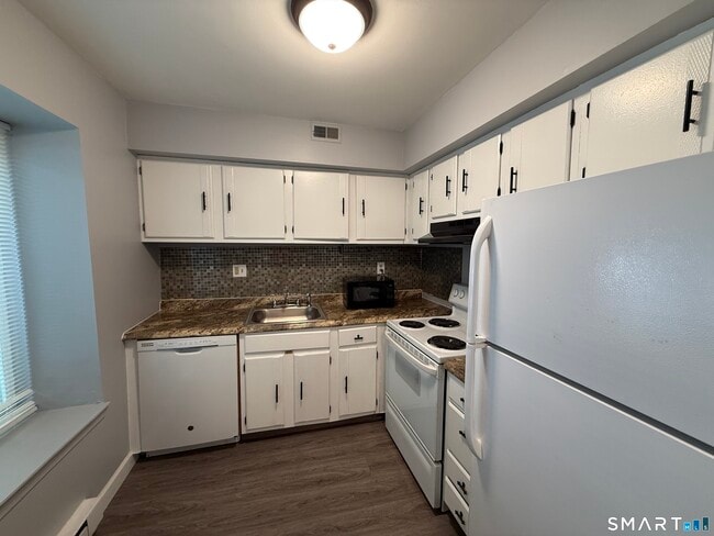 Photo - 113 Candlewood Dr Unit 113