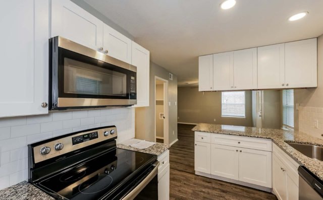 Photo - 616 Nightshade Dr