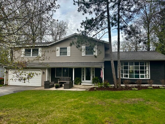 Building Photo - 609 Bloomfield Rd Rental