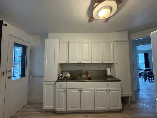 103 College Ave (2026-2027)