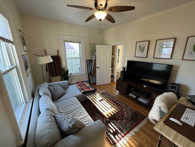 Photo - 12 Claremon St Unit B