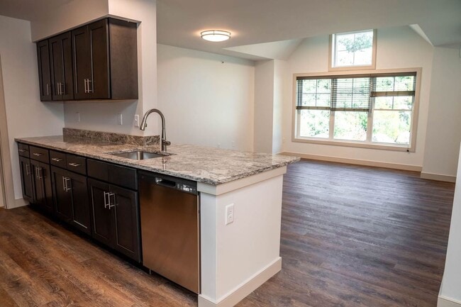 Building Photo - 336 Roosevelt Dr Unit 1-Bedroom Rental