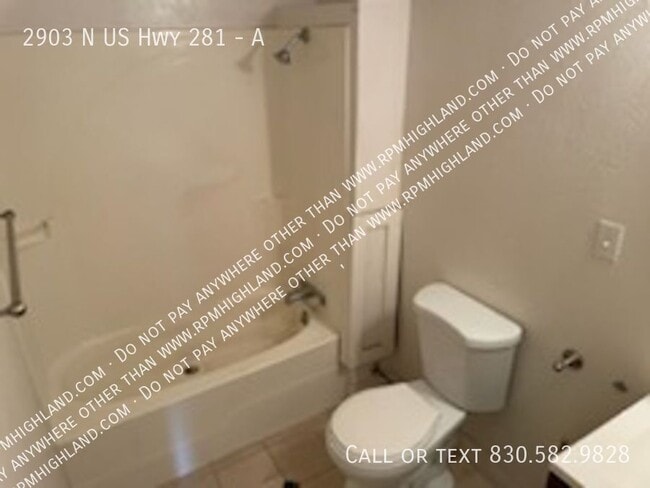 Photo - 2903 N U.S. Hwy 281 Unidad A