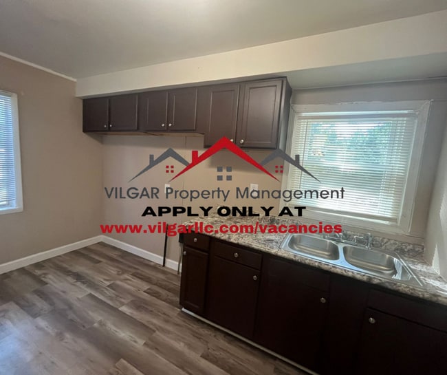 Photo - This attractive 2 large bedroom, 1 bathroo...