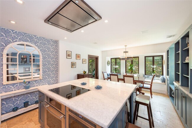 Photo - 3621 Viscaya Ct