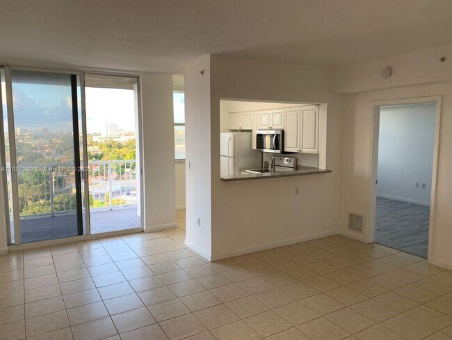 Photo - 1 Glen Royal Pkwy Unidad 1107