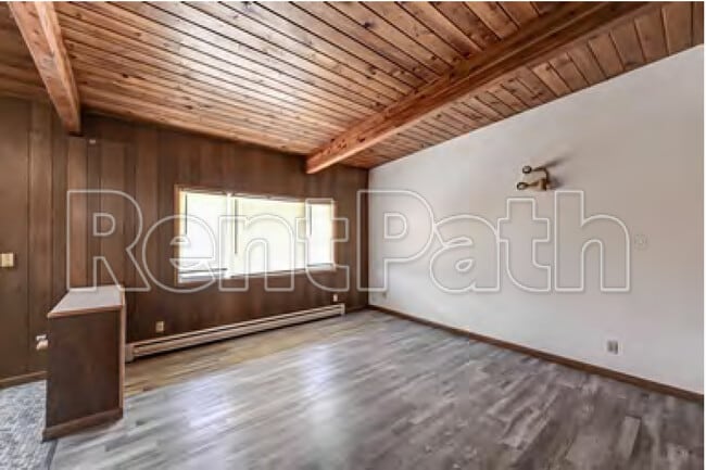 Photo - The Queen Aprtments