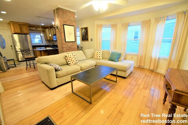 Photo - 17 Holman St Unit 1
