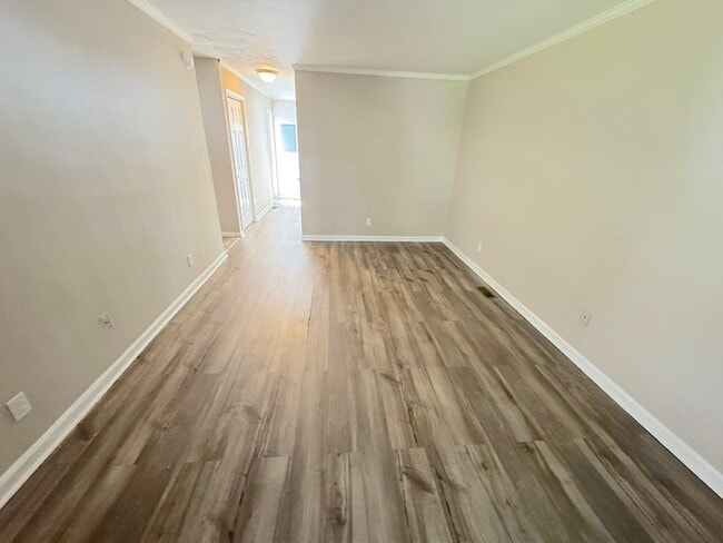 Photo - 915 Green St Unit 915