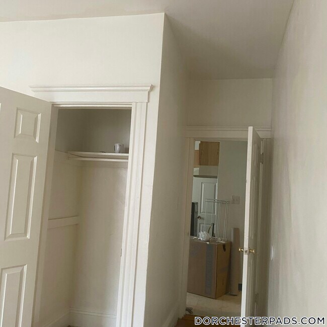 Photo - 19 Mora St Unit 4