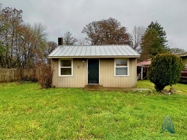Photo - 229 N 12th St House