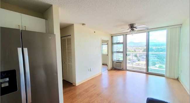 Photo - 94-979 Kau'Olu Place