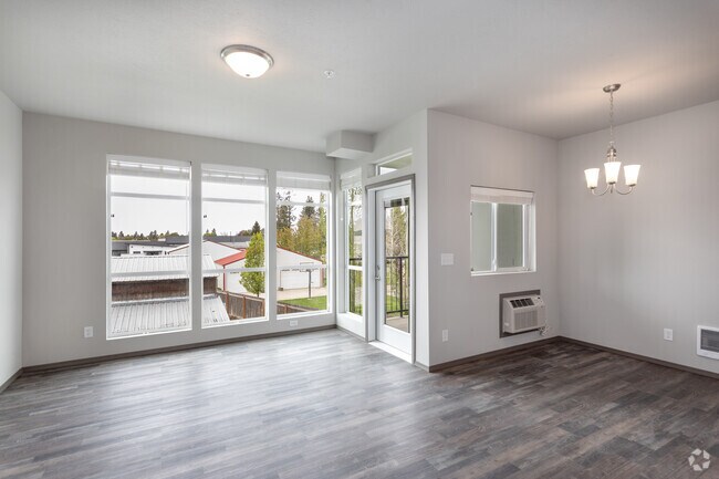 1BR, 1BA - 782SF