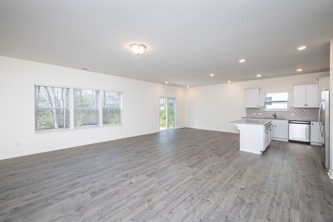 Photo - BEAUTIFUL 4 Bedroom Home Piedmont School District - AVAILABLE JULY 2026