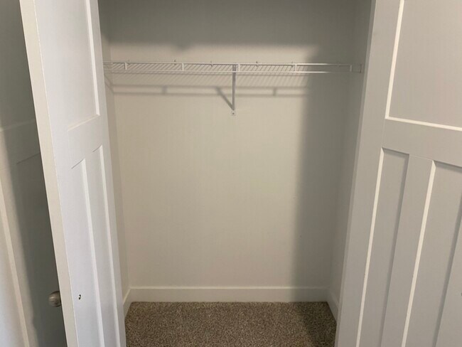 Photo - FAROOQUI D-202