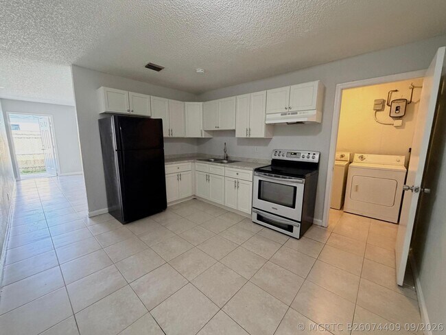 812 5th St Unidad B