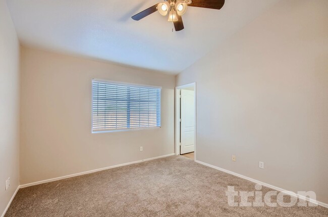 Photo - 14514 S Amado Blvd